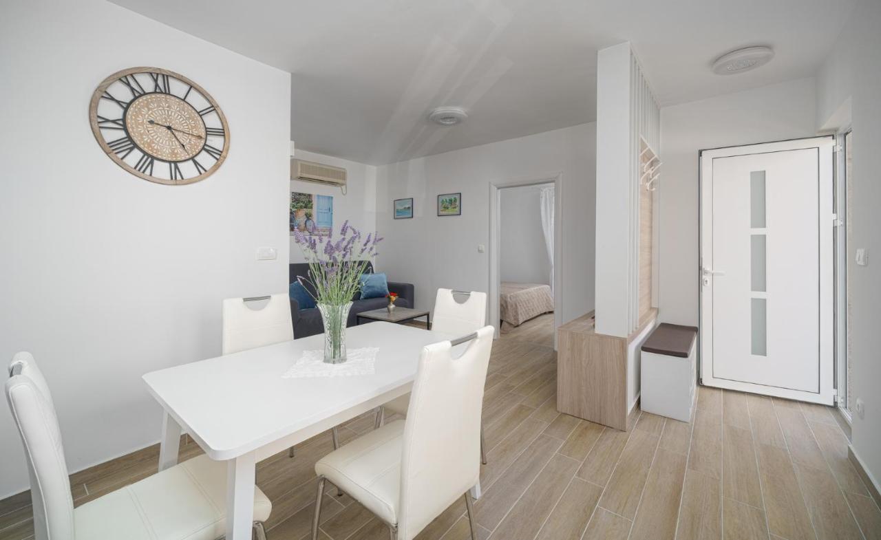Your Private Summer House Водице Екстер'єр фото